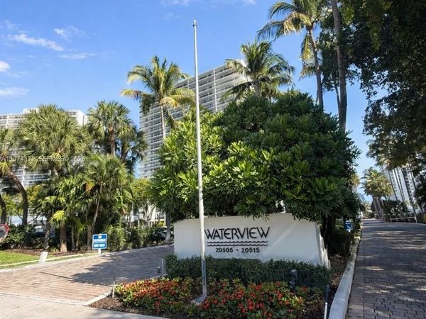 20505 E Country Club Dr, Unit 1037, Aventura, FL 33180