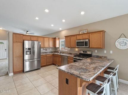 18194 Kodiak Bear Court, Reno, NV 89508 Photo