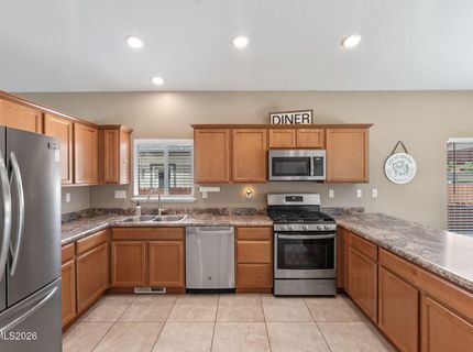 18194 Kodiak Bear Court, Reno, NV 89508 Photo