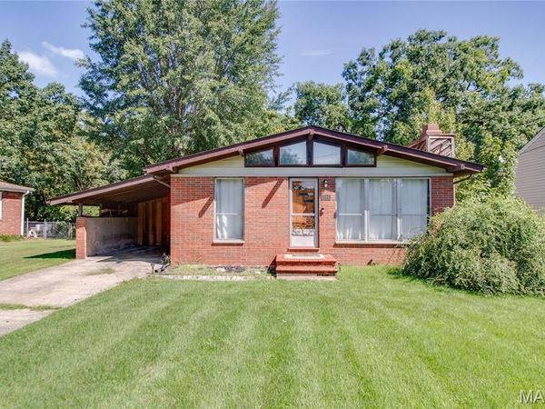784 E Woodland Drive , East Alton, IL 62024