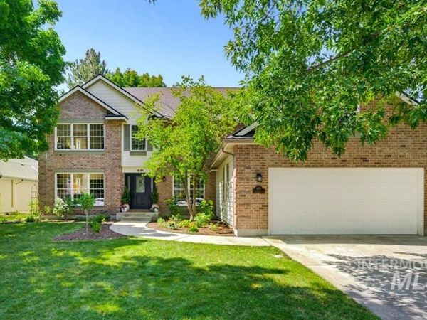 1651 E Silverspot Ln, Boise, ID 83706