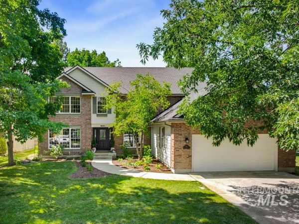 1651 E Silverspot Ln, Boise, ID 83706
