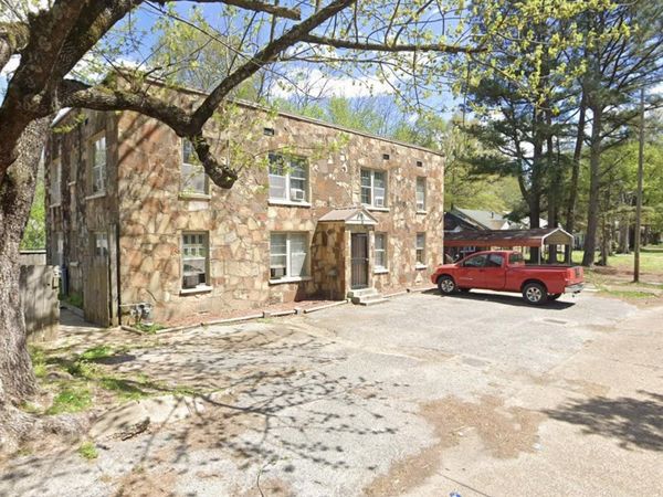 1000 Walnut, Newport, AR 72112