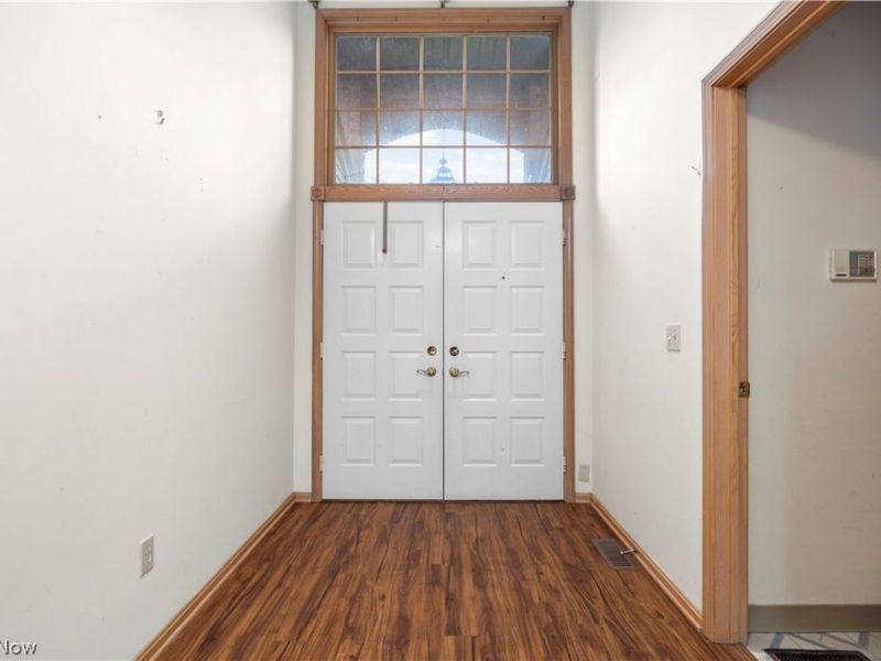 5214 Parkhurst Drive, Sheffield Village, OH 44054 Photo 19