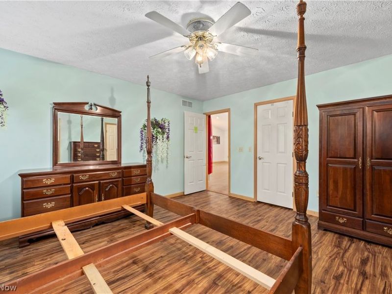 5214 Parkhurst Drive, Sheffield Village, OH 44054 Photo 23