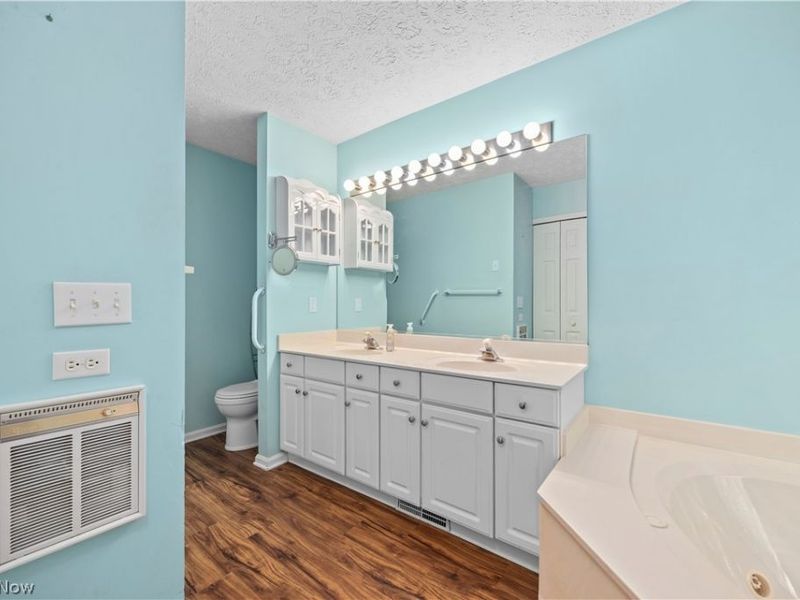 5214 Parkhurst Drive, Sheffield Village, OH 44054 Photo 25