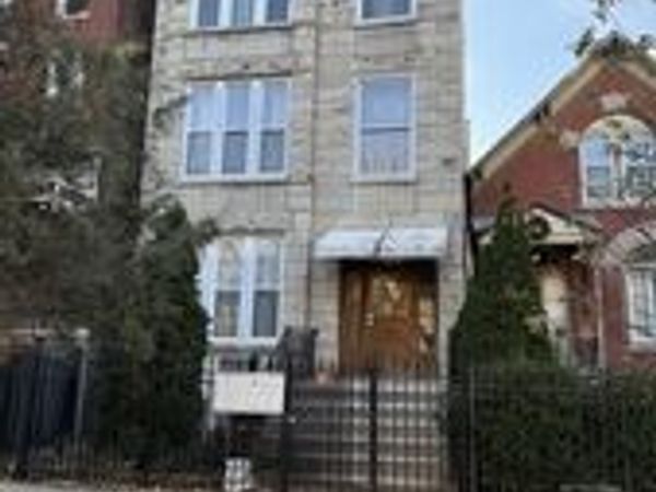 1450 N Maplewood Avenue , Unit 2F, Chicago, IL 60622