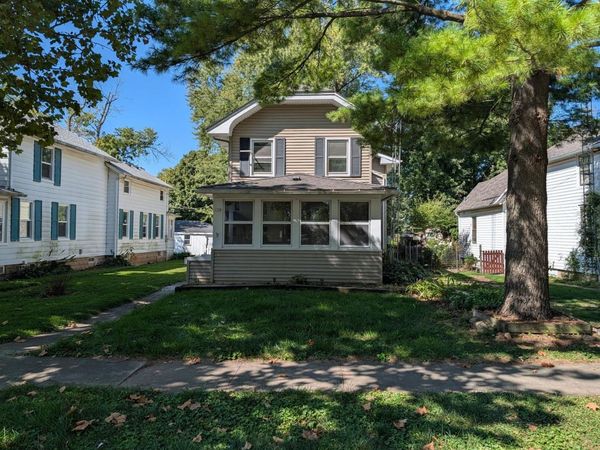 135 N Birch Street , Waterman, IL 60556