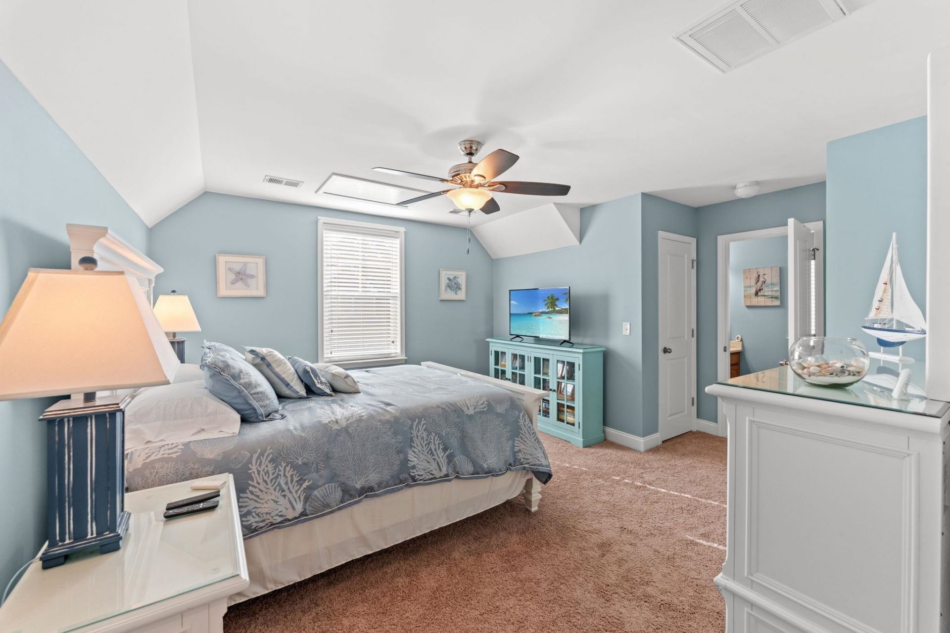6244 Catalina Dr. Photo 19
