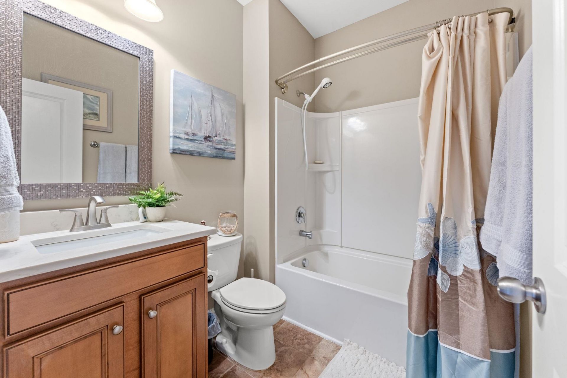 6244 Catalina Dr. Photo 25