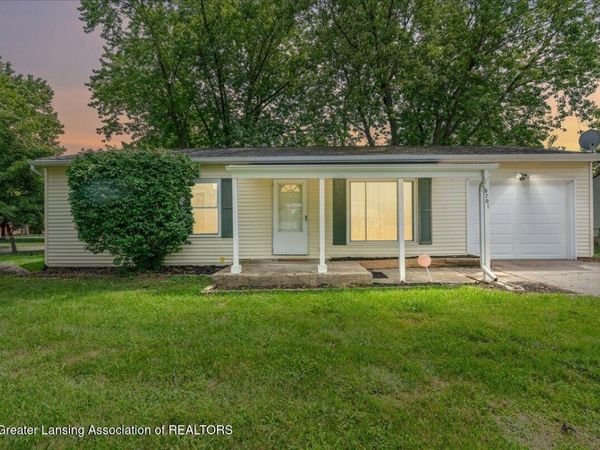 5701 Ashley Drive, Lansing, MI 48911