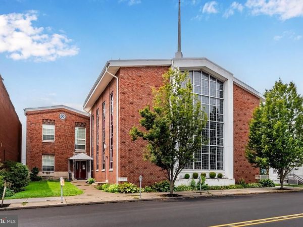 347 MARKET STREET , MILLERSBURG, PA 17061