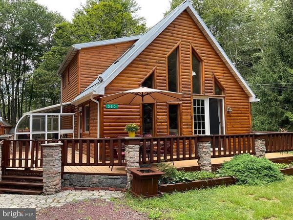 360 ARAPAHO DRIVE , POCONO LAKE, PA 18347