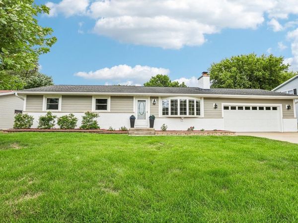 806 South Street, Waunakee, WI 53597