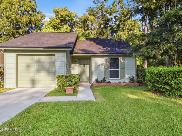 3082 PARENTAL HOME Road, Jacksonville, FL 32216