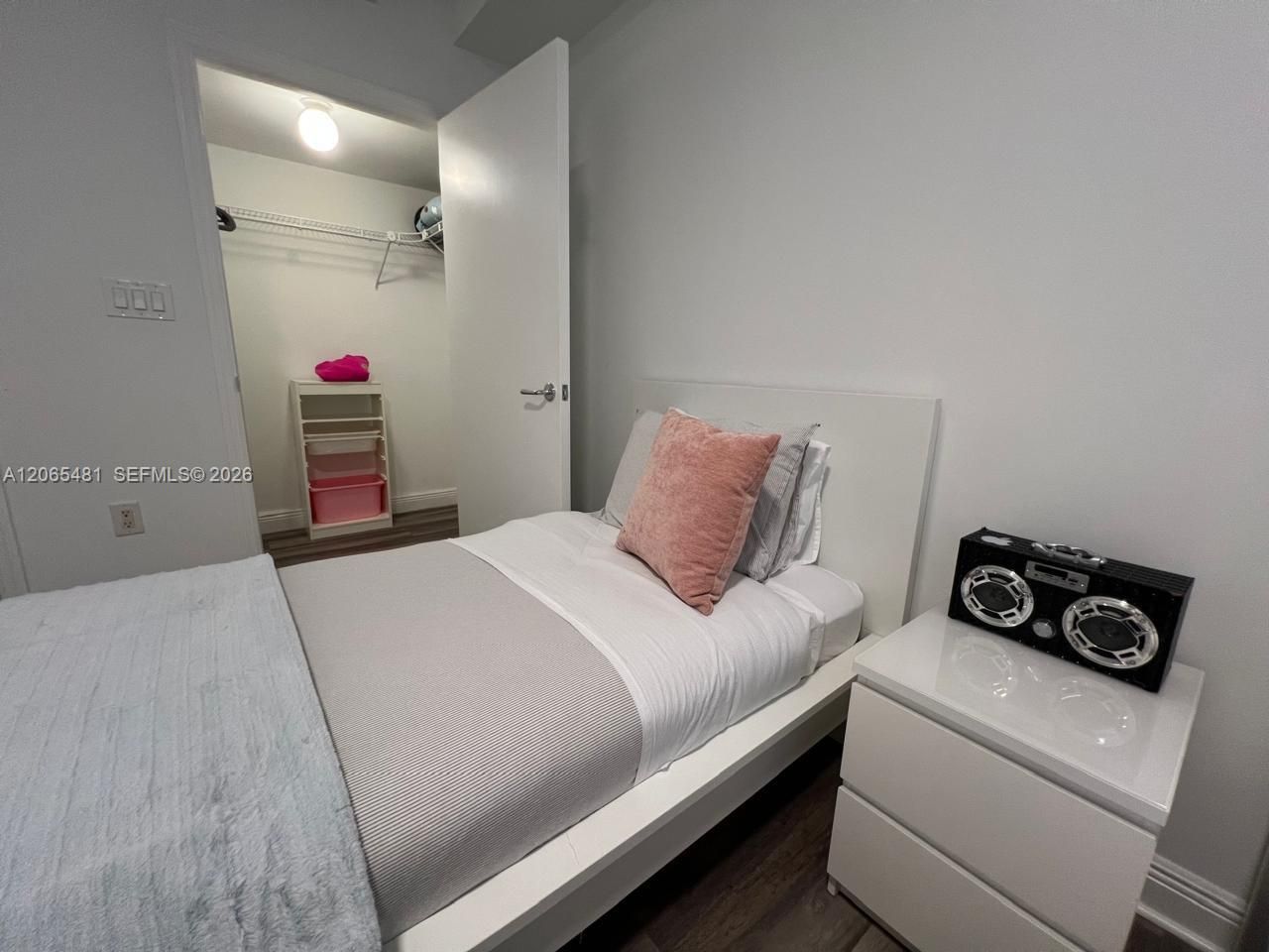 20000 E Country Club Dr , Unit 612, Aventura, FL 33180 Photo