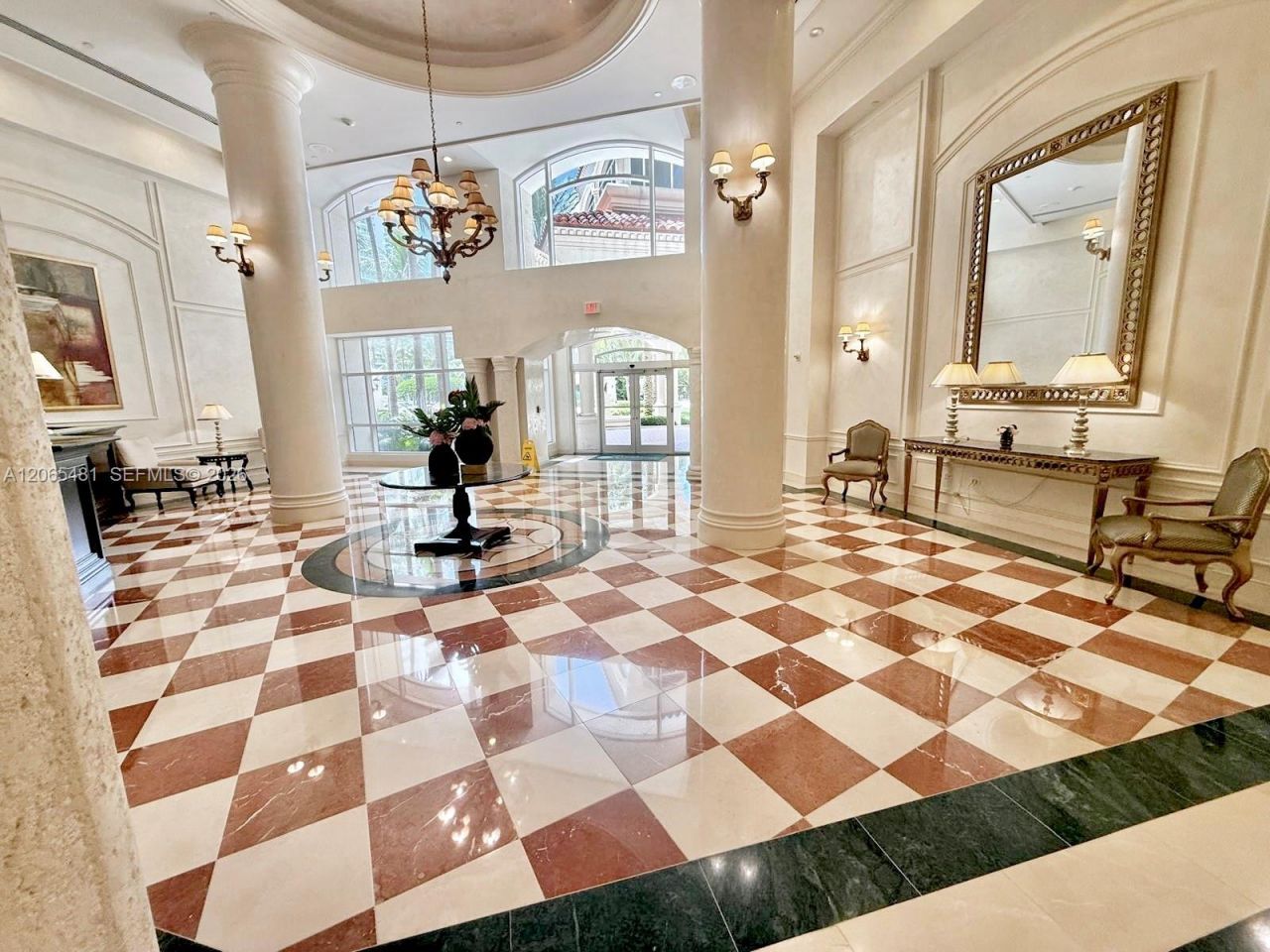 20000 E Country Club Dr , Unit 612, Aventura, FL 33180 Photo