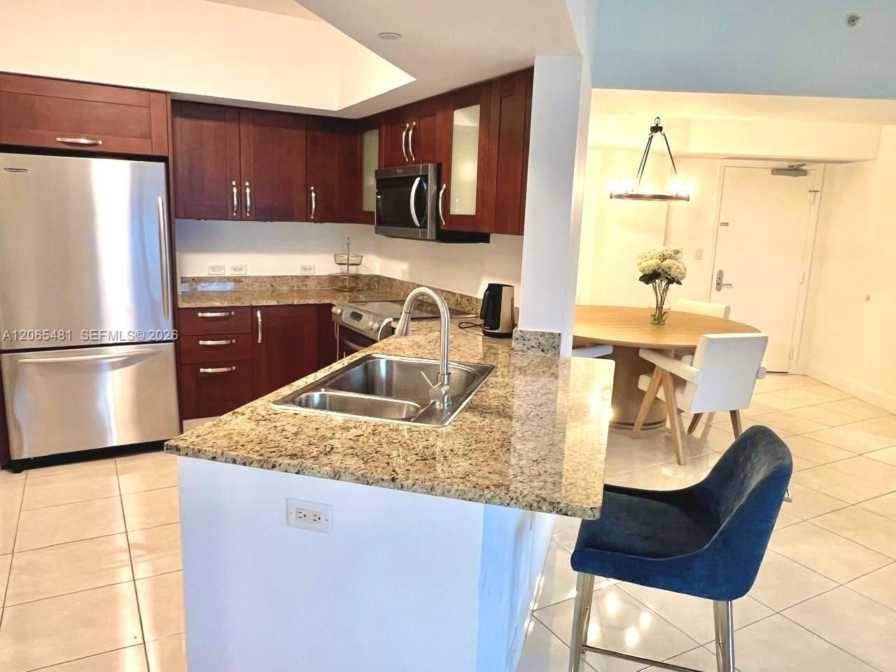 20000 E Country Club Dr , Unit 612, Aventura, FL 33180 Photo