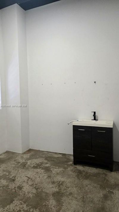 1217 71st St , Miami Beach, FL 33141 Photo