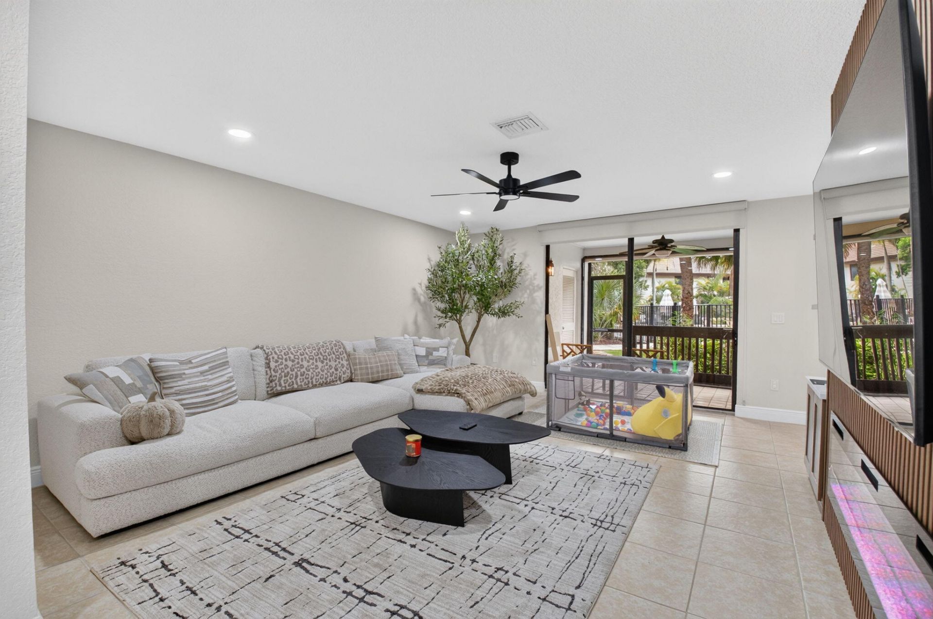 9292 Sabal Ridge Circle, Unit C, Boca Raton, FL 33434 Photo