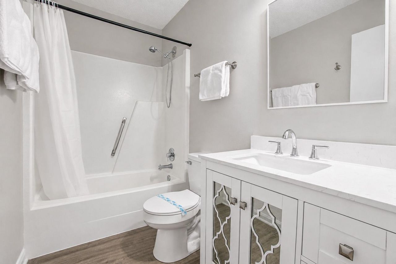 1408 Perrin Dr. Photo 31