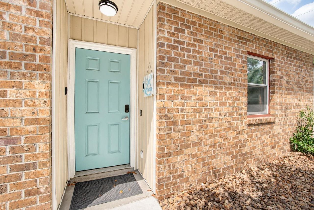 1408 Perrin Dr. Photo 36