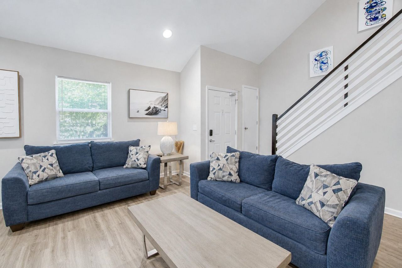1408 Perrin Dr. Photo 39