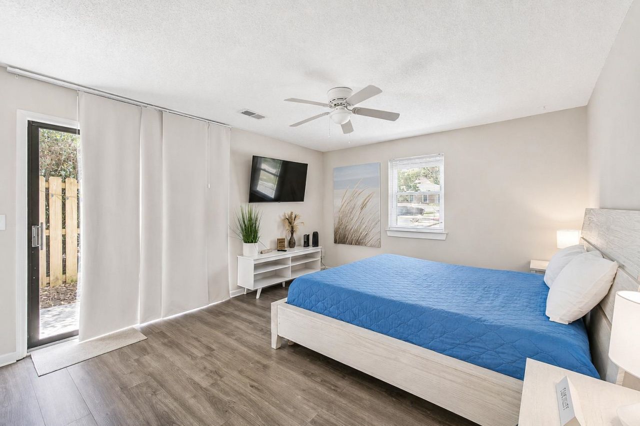 1408 Perrin Dr. Photo 50