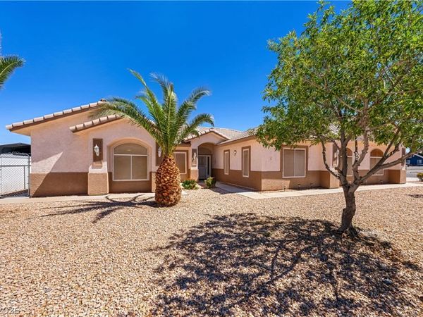 2201 Valentine Avenue, Pahrump, NV 89048