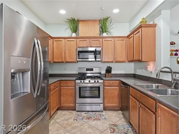 4675 Basilicata Lane, Unit 202, North Las Vegas, NV 89084