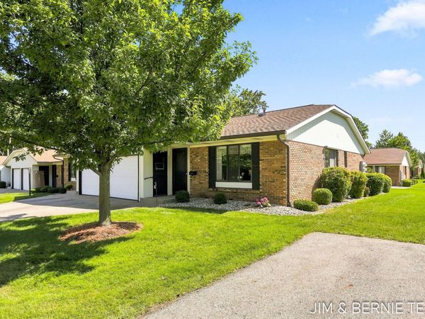 75 Old Mill Drive, Unit 13, Holland, MI 49423