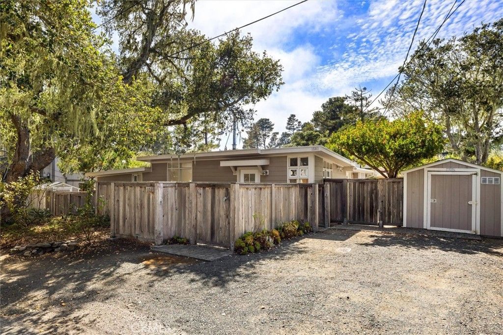 1501 Emerson Road, Cambria, CA 93428 Main Photo