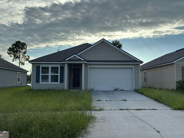 2048 Tyson Lake Drive, Jacksonville, FL 32221