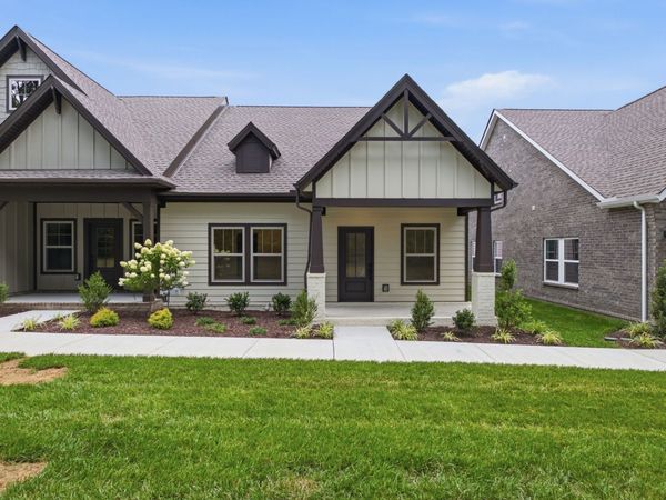 726 Coburg Street , Gallatin, TN 37066