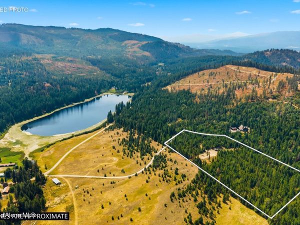 219 Sanctuary Hills , Sagle, ID 83860