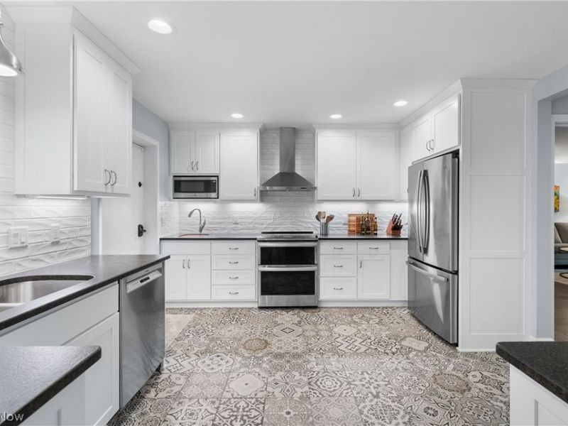 101 Miller Lake Road, Unit 101, Wooster, OH 44691 Photo 6
