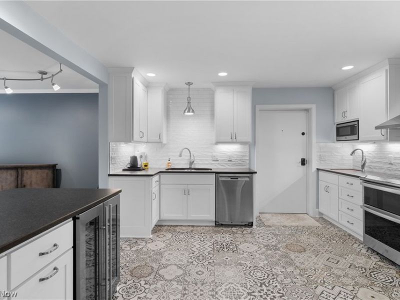 101 Miller Lake Road, Unit 101, Wooster, OH 44691 Photo 7