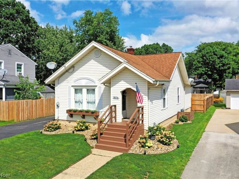 1806 Sheridan Avenue NE, Warren, OH 44483 Photo 2