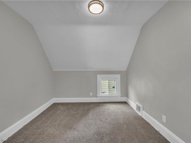 4411 Gamma Avenue, Newburgh Heights, OH 44105 Photo 21