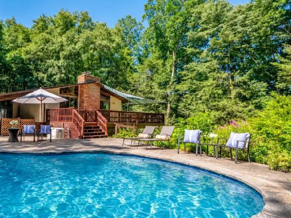 6 Great Pond, Redding, CT 06896