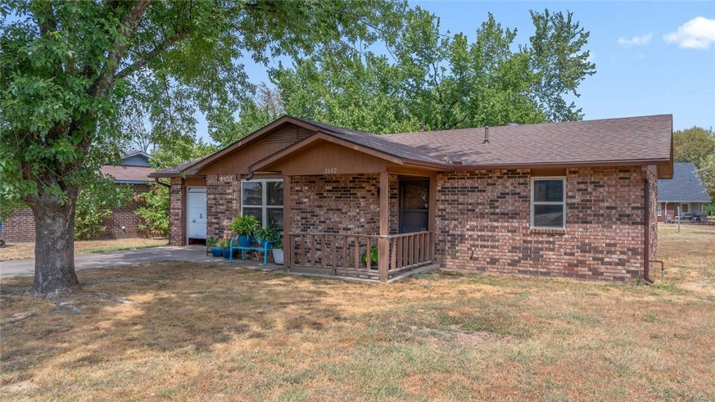 2602 Walker Street Bentonville, AR 72712