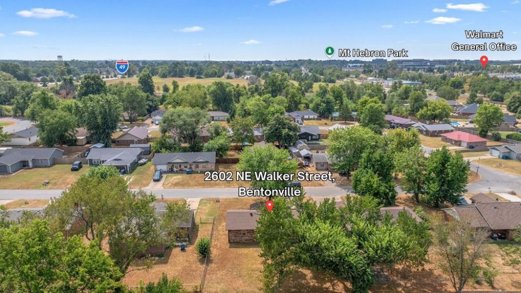 2602 Walker Street Bentonville, AR 72712