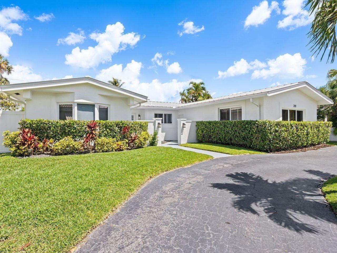 2011 NE 60th Street, Fort Lauderdale, FL 33308 Photo