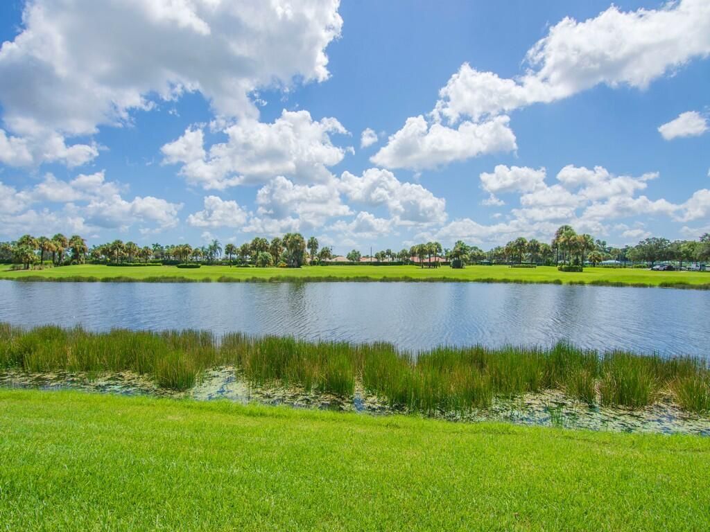 204 NW Liseron Way, Port Saint Lucie, FL 34986 Photo