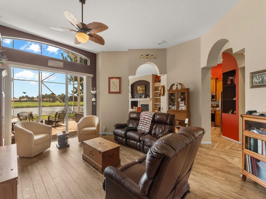 204 NW Liseron Way, Port Saint Lucie, FL 34986 Photo