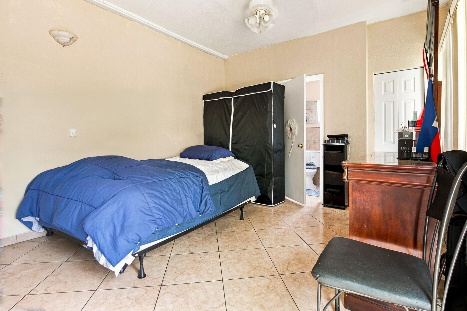 655 W Melrose Circle, Fort Lauderdale, FL 33312 Photo