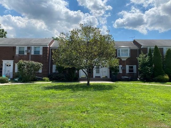 264-36 Langston Avenue , Unit A-2, Glen Oaks, NY 11004