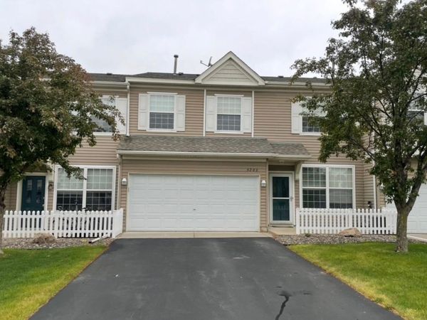 5205 Oriole Drive, Unit 43, Farmington, MN 55024