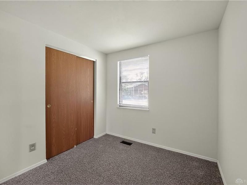 8377 Schoolgate Drive, Huber Heights, OH 45424 Photo 21