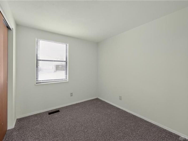 8377 Schoolgate Drive, Huber Heights, OH 45424 Photo 23